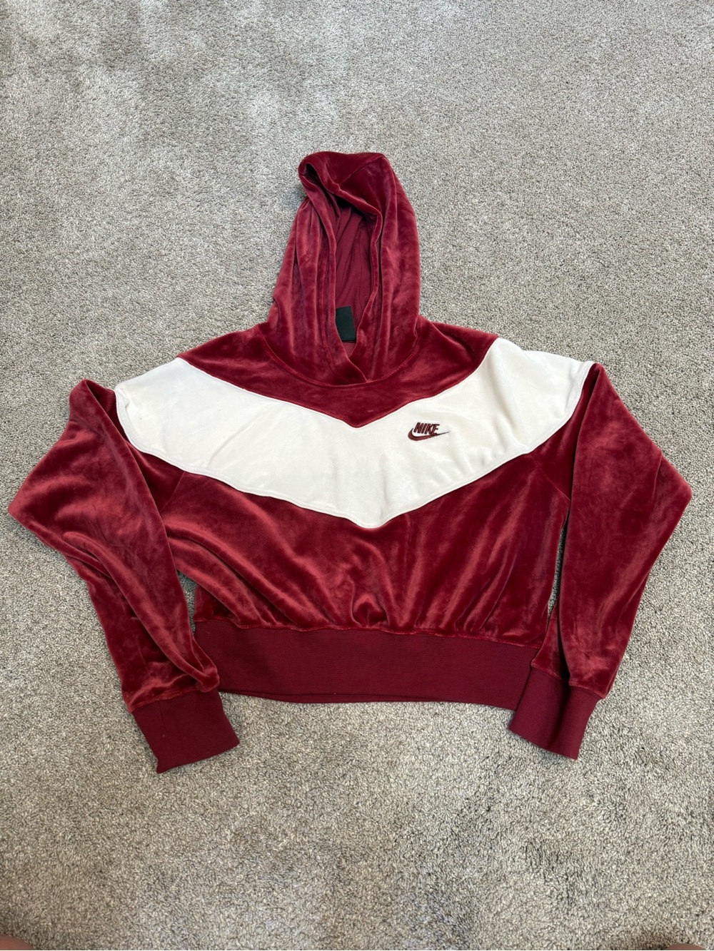 Cropped Nike Sweatshirt